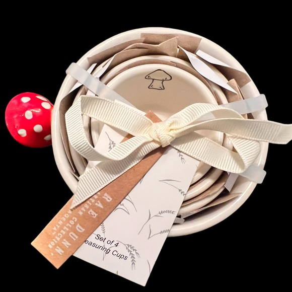 🍄🍄ADORABLE Rae Dunn Mushroom MCs!!!!! 🍄🍄 - Picture 3 of 3